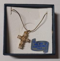 Krzy� z �a�cuchem